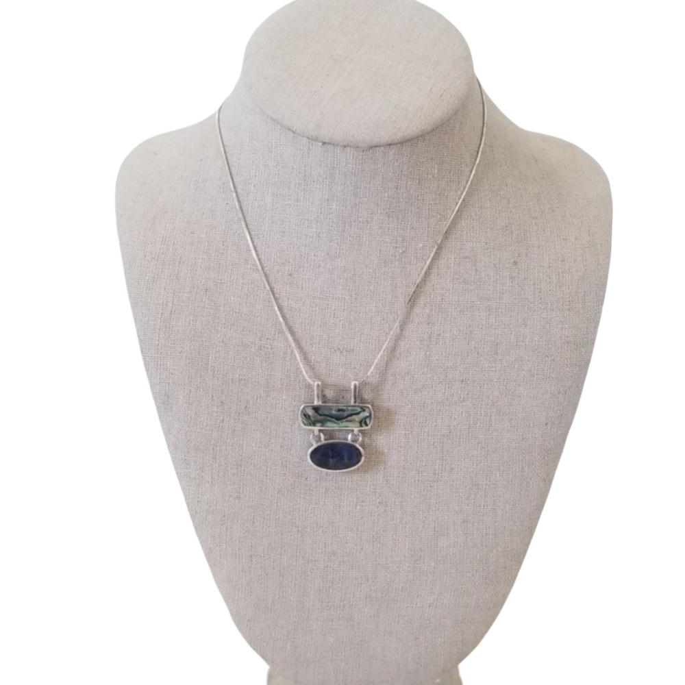 SU 925 Thailand Silver Natural Abalone and Sodalite stone on Open Back Setting